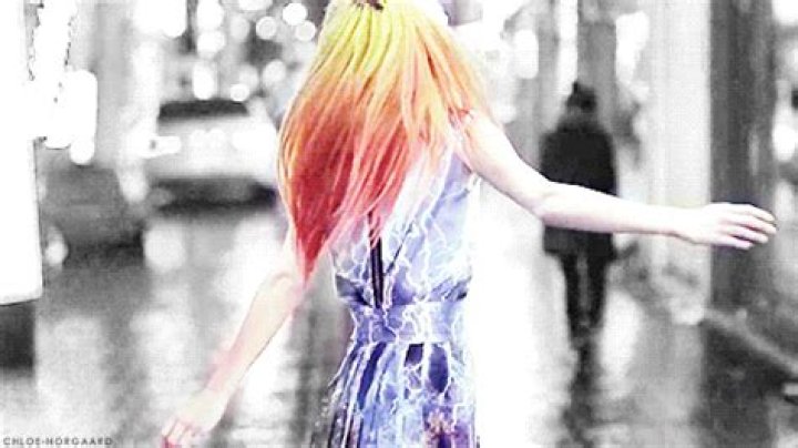 Asger Juel Larsen, Chloe Norgaard's Boyfriend