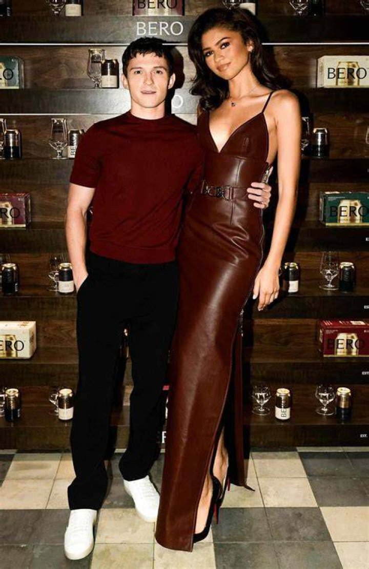 Holland Roden’s Boyfriend: Who is Holland Roden Dating?