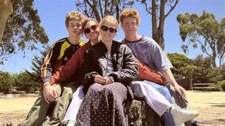 Julia Campbell’s Husband: Who is Julia Campbell Dating?