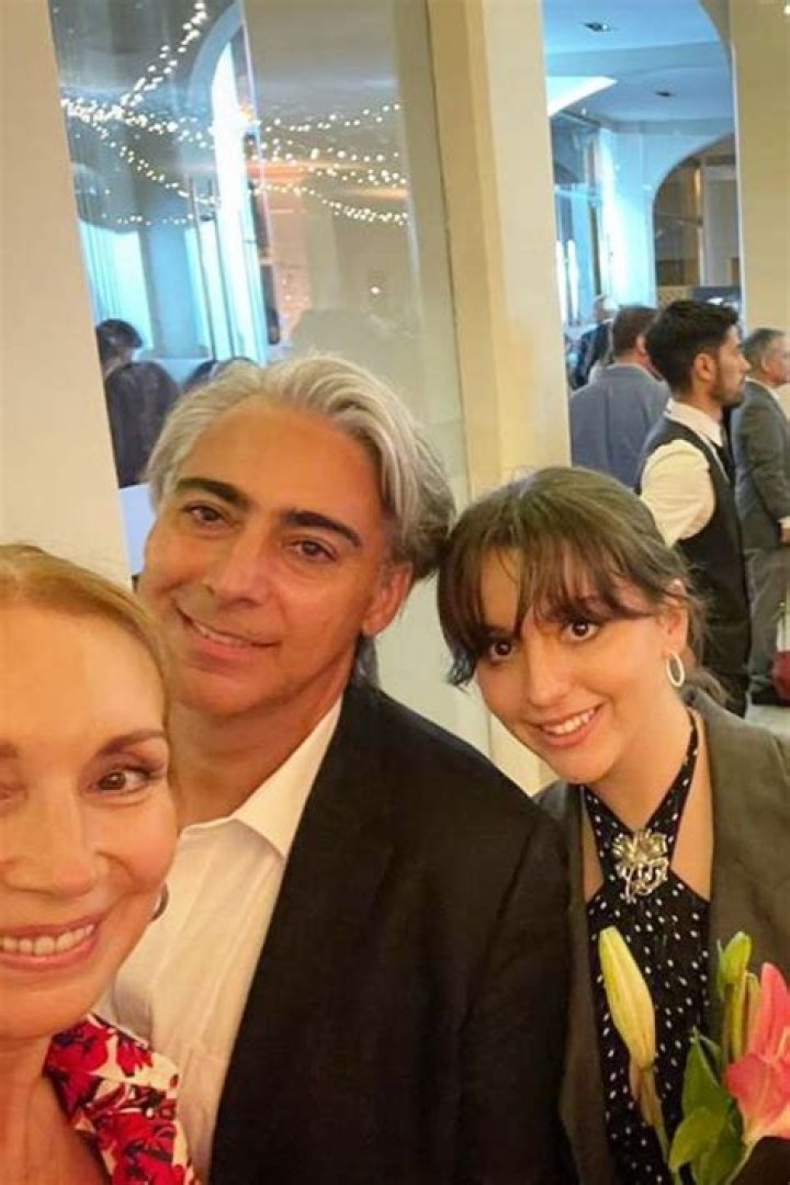 Marco Enríquez-Ominami, Karen Doggenweiler's Wife