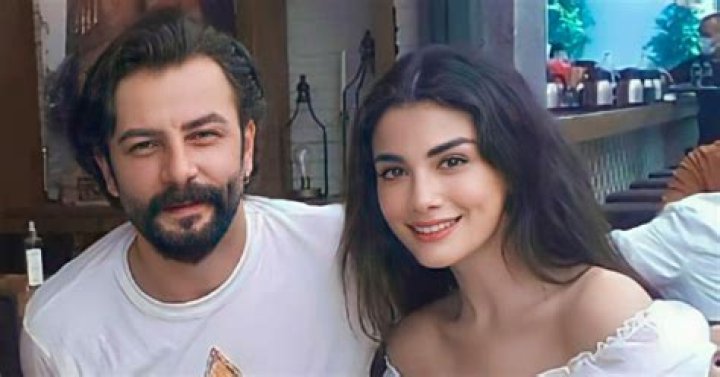 Ozge Yazici’s Boyfriend: Who is Ozge Yazici Dating?