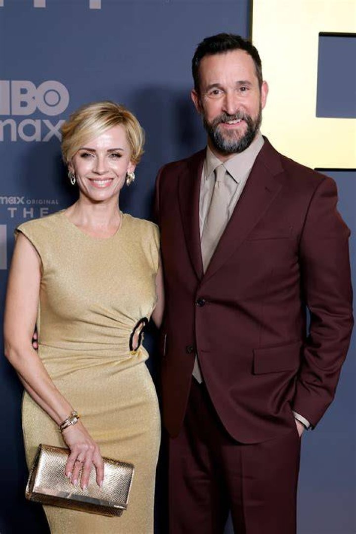 Sara Wells’s Husband: Who is Sara Wells Dating?