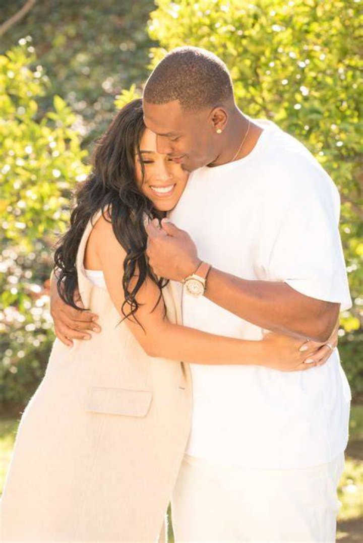 Sasha Dindayal, Antonio Gates's Wife