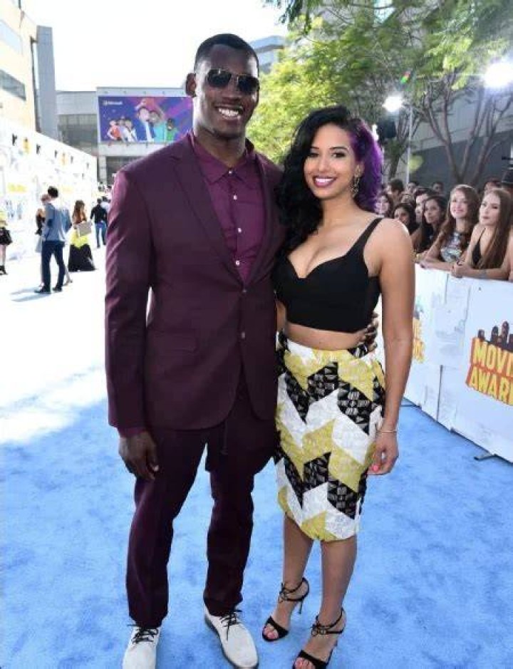 Shawna McKnight, Aldon Smith's Girlfriend